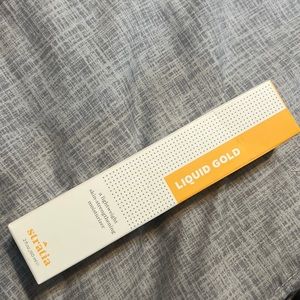 STRATIA LIQUID GOLD - Face Moisturizer- NEVER USED